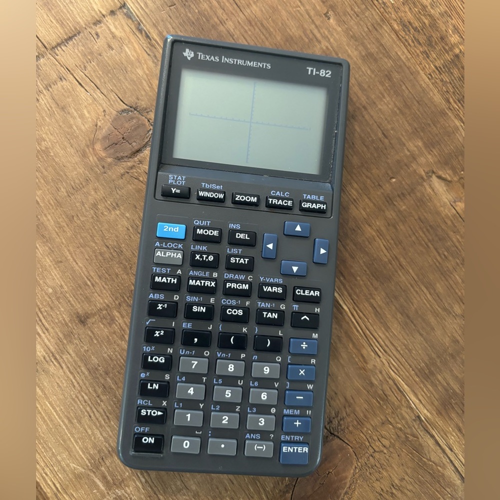 Texas Instruments Graphing Calculator. TI-82 Gray | Works | Large Display - Picture 6 of 6